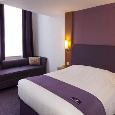 Premier Inn Stroud Stroud  Exterior photo