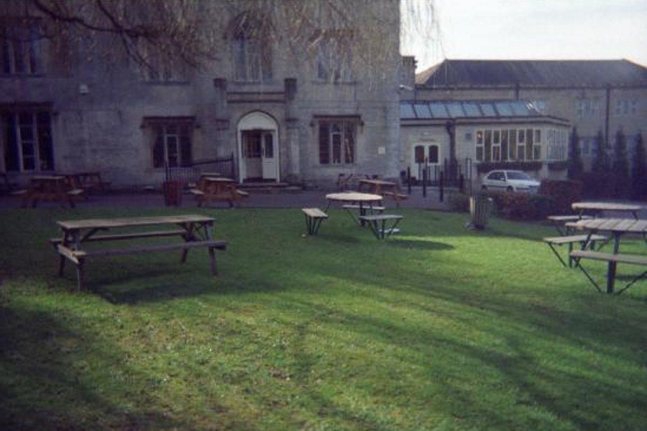 Premier Inn Stroud Stroud  Exterior photo